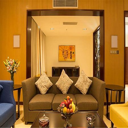 Ocean Spring Grand Metropark Hotel Zhuhai Exterior photo
